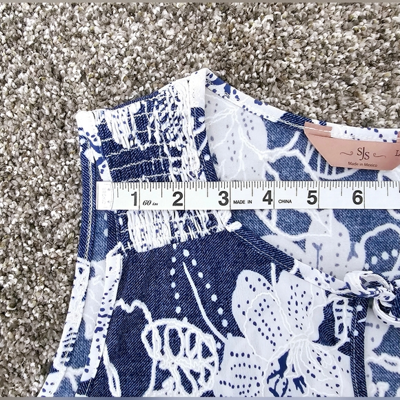 SJS SLEEVELESS BLOUSE/TOP - Picture 11 of 11